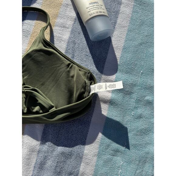 Aerie, Green Bikini Top, Size Small - Picture 3 of 8